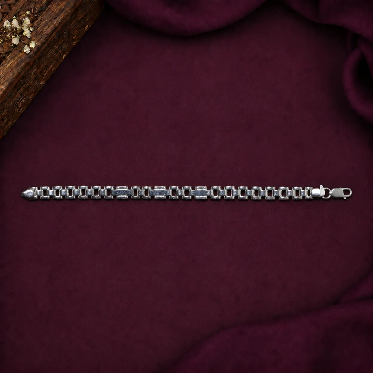 DESIGNED BRACELET